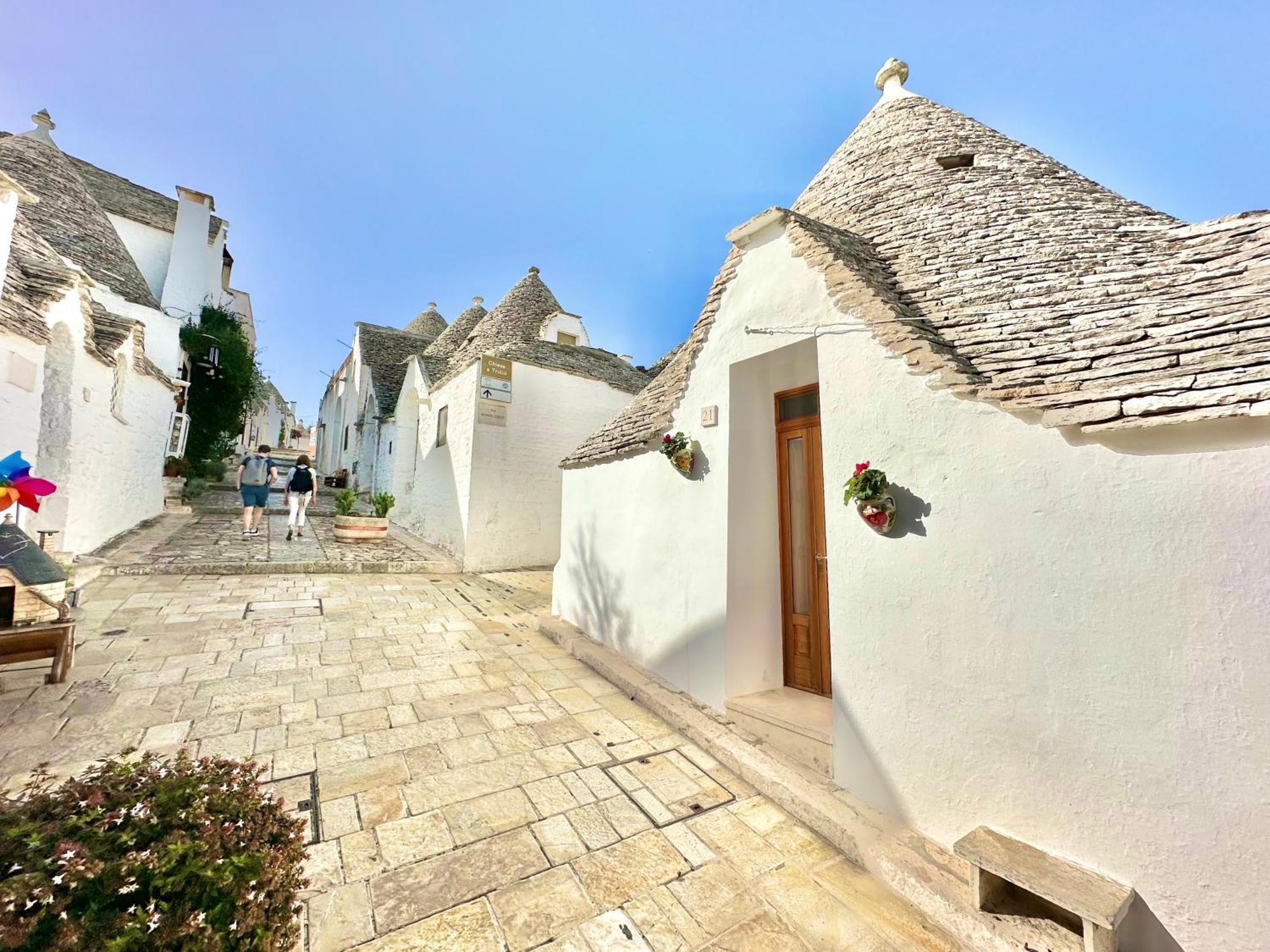 הוילה אלברובלו Trulli Moon מראה חיצוני תמונה